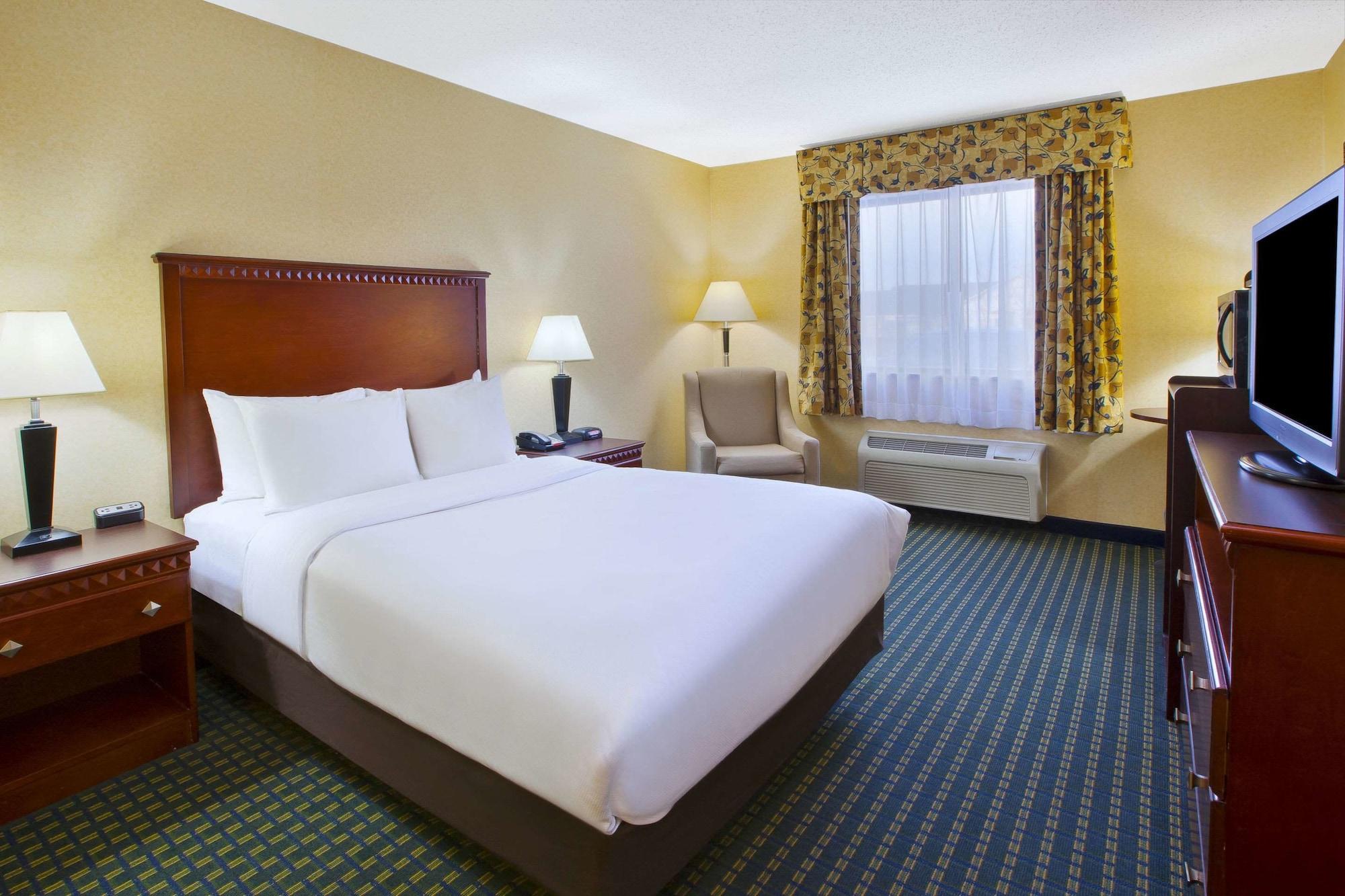 Quality Inn Marshall Near I-69 Exteriör bild