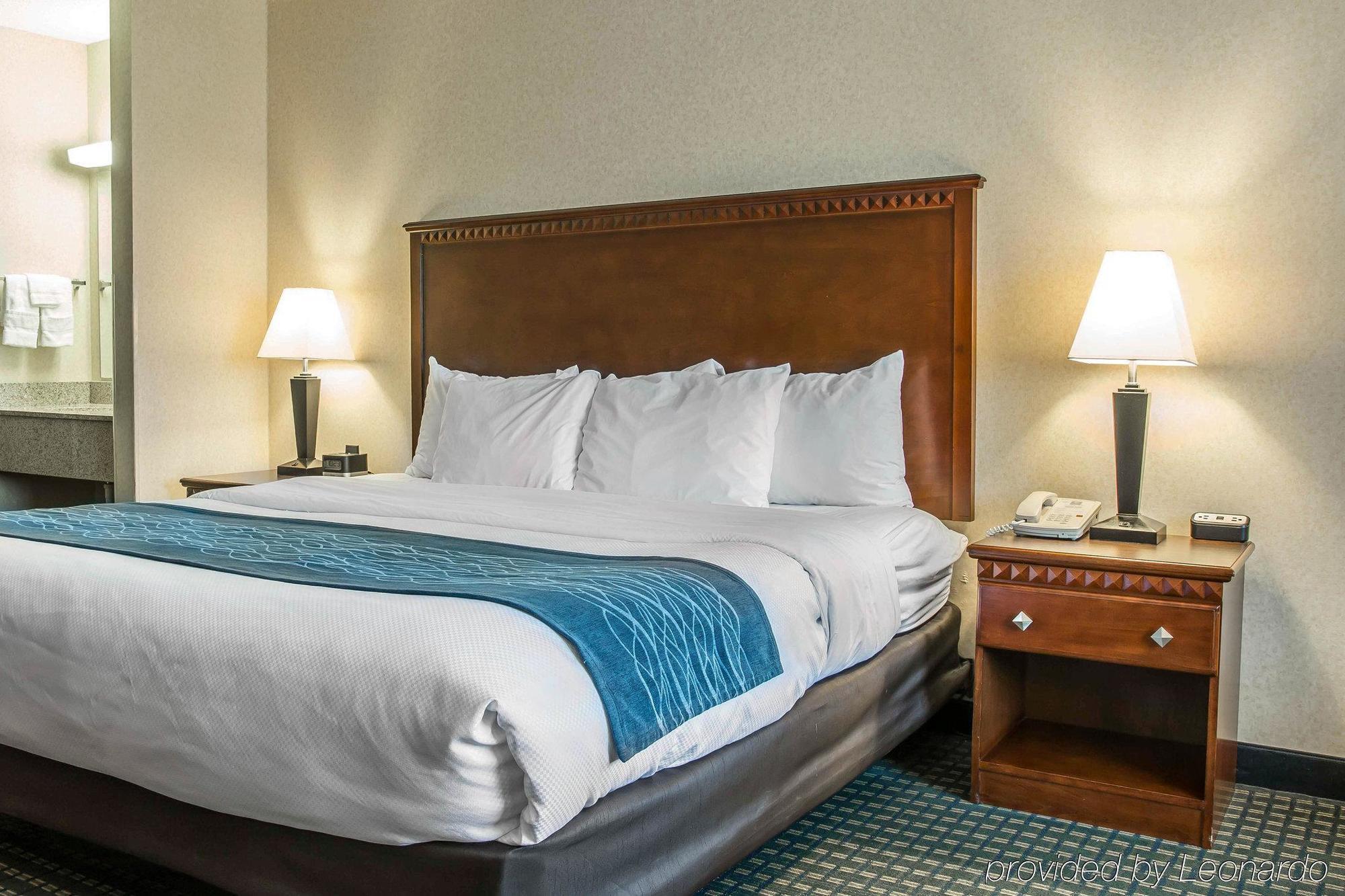 Quality Inn Marshall Near I-69 Exteriör bild
