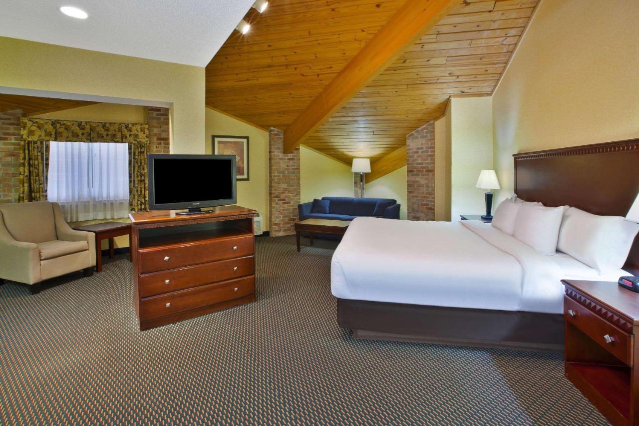 Quality Inn Marshall Near I-69 Exteriör bild